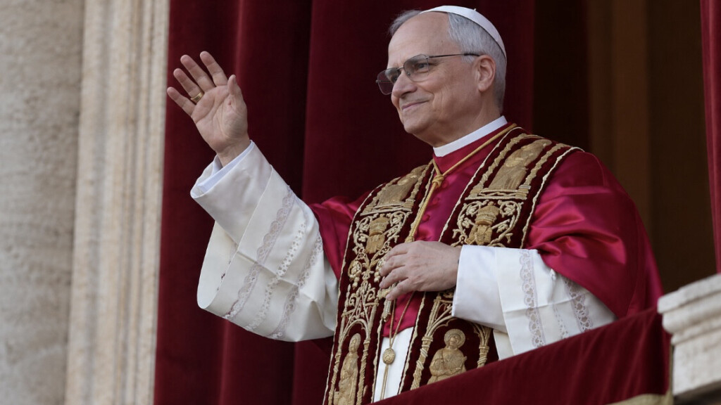 Le pape Léon XIV atteint d’un cancer du poumon: le Vatican confirme le diagnostic après son opération