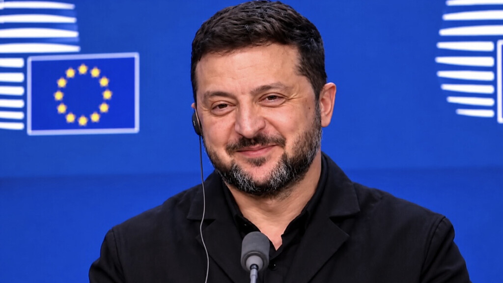 VIDÉO - «Pensez-vous être le bouc émissaire de Trump?» Le silence et le sourire de Zelensky provoquent l’hilarité générale