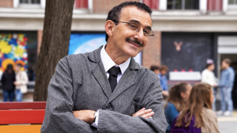 Élie Semoun fête son anniversaire: l’homme aux mille personnages qui a conquis le cœur des Français