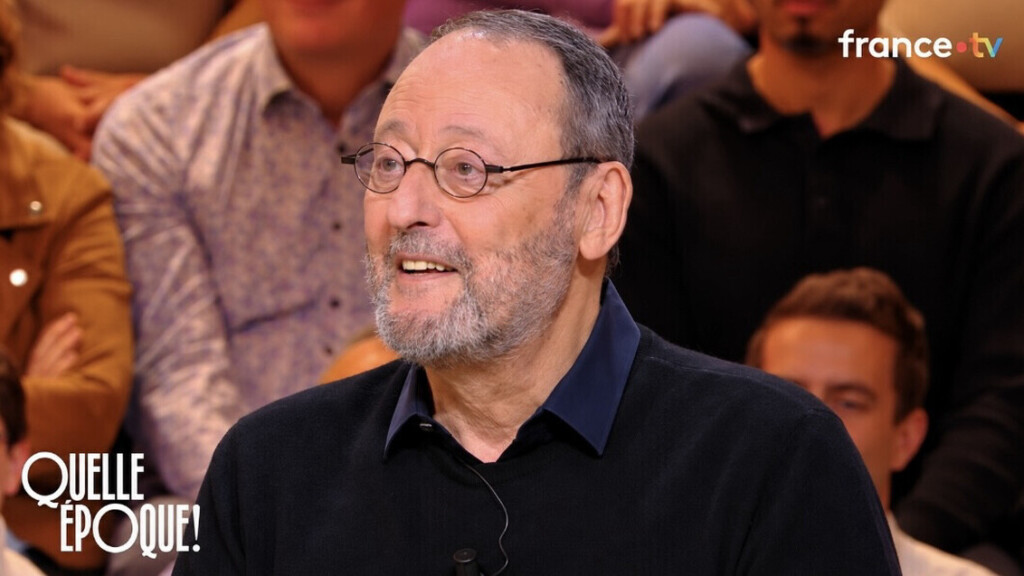 Insolite - Jean Reno explique pourquoi il a offert des bas de contention à Tom Hanks sur le tournage de Da Vinci Code