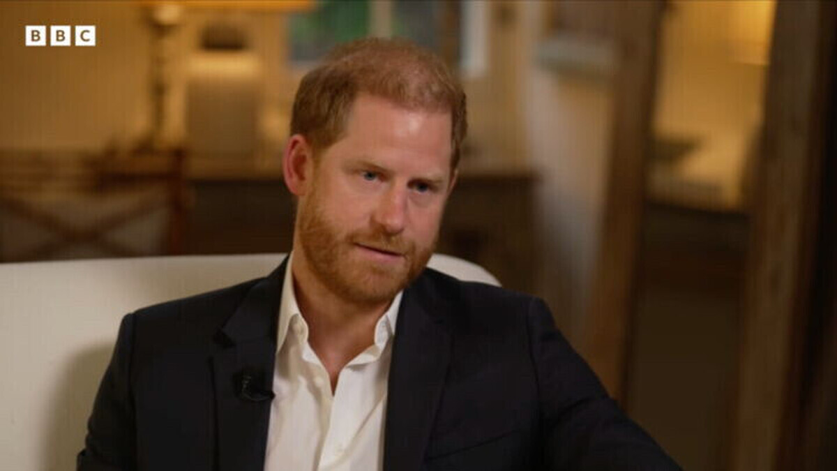 Le Prince Harry en colère après la présence de paparazzi près de l’école de ses enfants: «Une extraordinaire irresponsabilité»