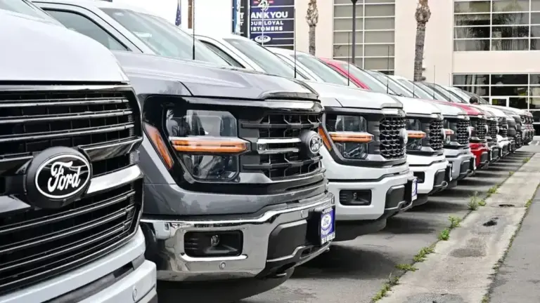 Automobile américaine : les droits de douane favorisent les investissements, mais la production tarde à décoller Automobile américaine : les droits de douane favorisent les investissements, mais la production tarde à décoller — photo