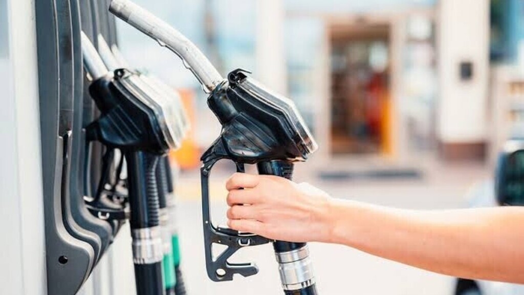 Carburants : une aide de 100 euros pour 5,5 millions de Français, voici comment en bénéficier
