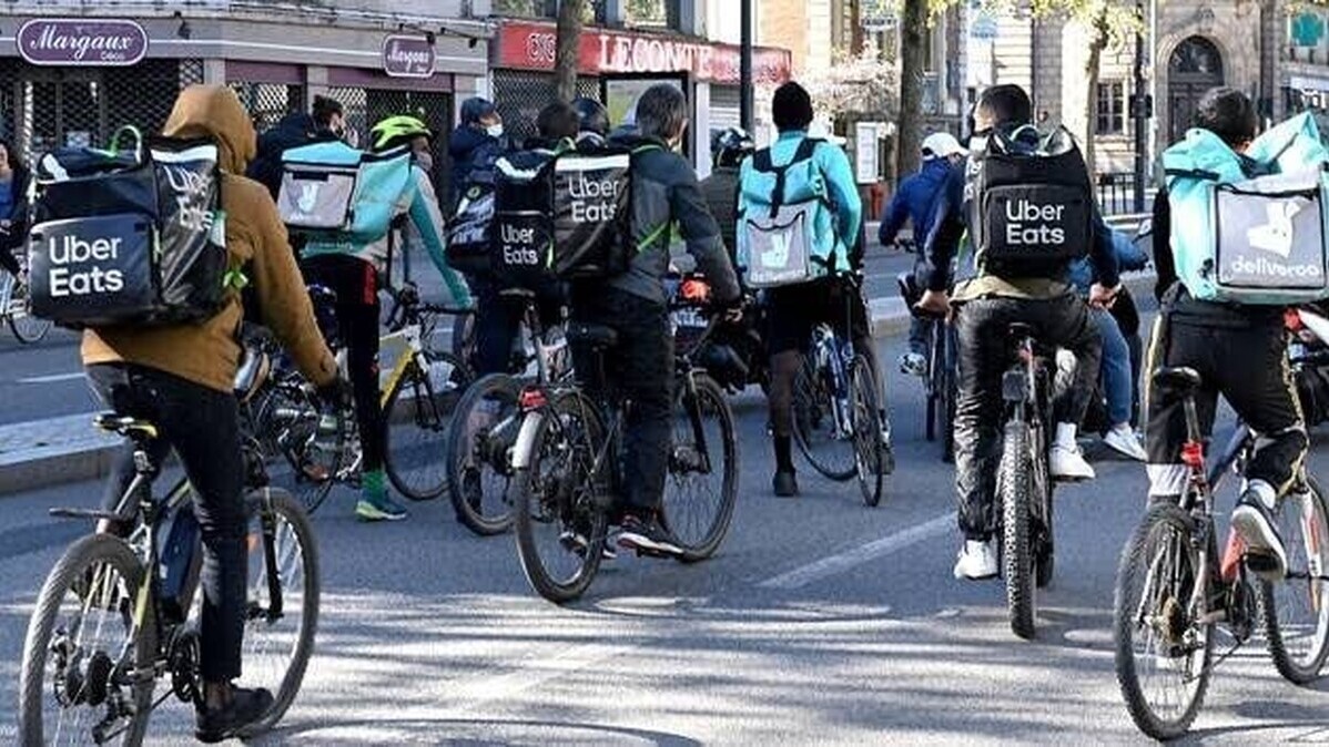 Des appels à des attaques racistes contre des livreurs inquiètent Uber et la justice Des appels à des attaques racistes contre des livreurs inquiètent Uber et la justice