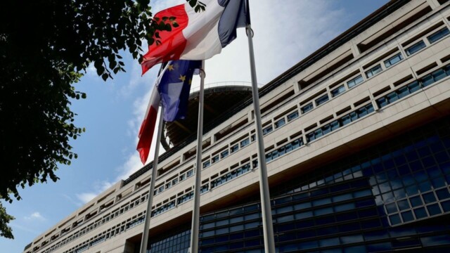 Dette : le taux français à dix ans s’envole à un niveau inédit depuis 2002