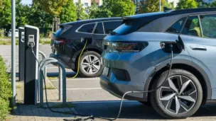 Leasing social : pourquoi les 50 000 voitures électriques promises peinent à trouver preneur
