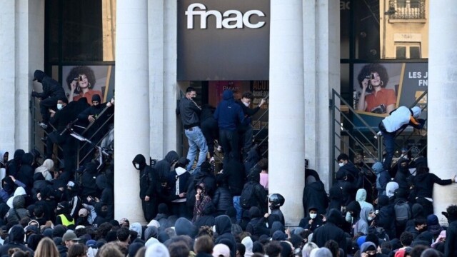 Loi « casseurs-payeurs » : le Sénat veut durcir les sanctions après les violences du 17 octobre