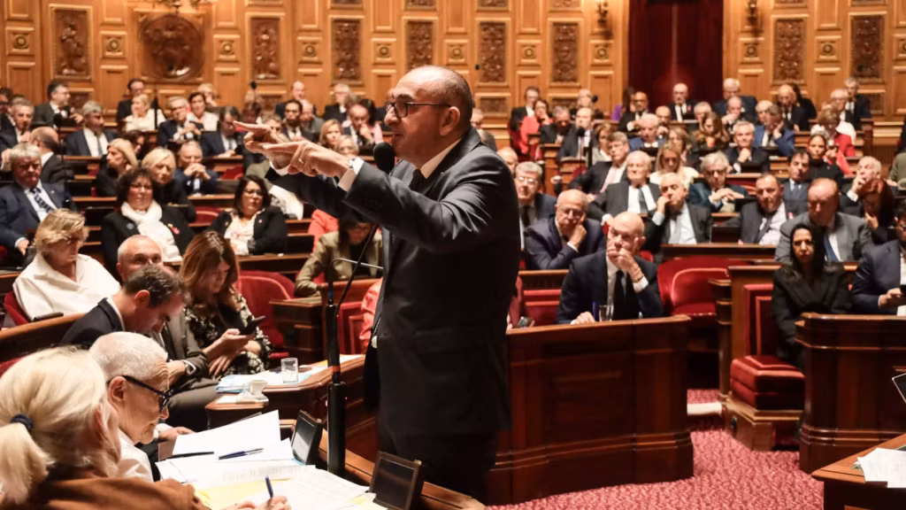 Loi « casseurs-payeurs » : le Sénat vote un texte durci après les violences du 17 octobre
