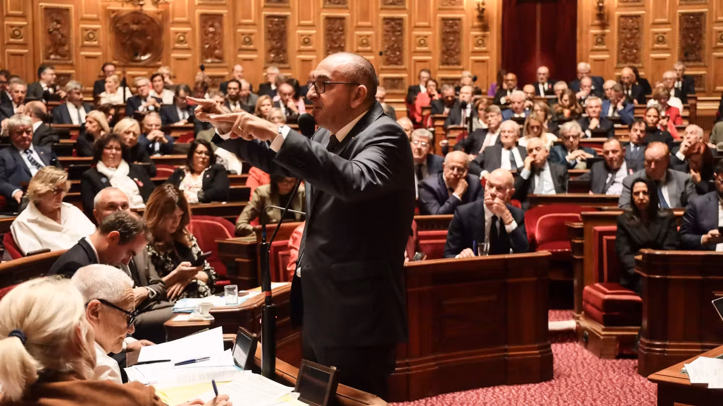 Loi « casseurs-payeurs » : le Sénat vote un texte durci après les violences du 17 octobre