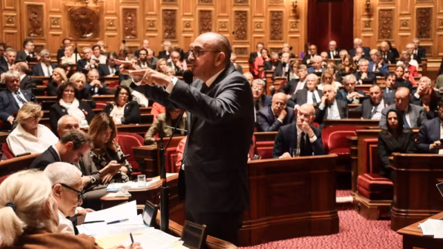 Loi « casseurs-payeurs » : le Sénat vote un texte durci après les violences du 17 octobre — photo