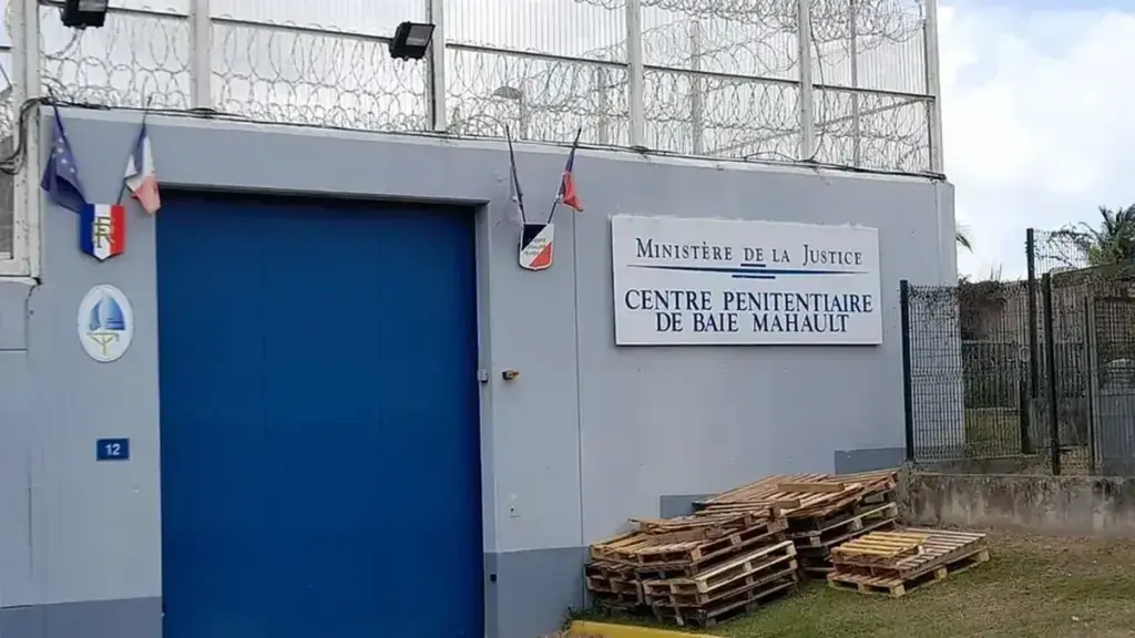 Prisons surpeuplées, psychiatrie en crise : l’Outre-mer face à des conditions de détention alarmantes