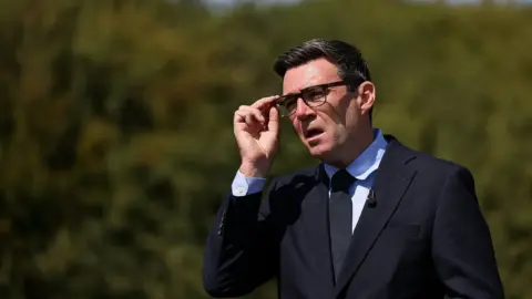 Royaume-Uni : Andy Burnham recule sur sa réforme controversée des procès avec jury