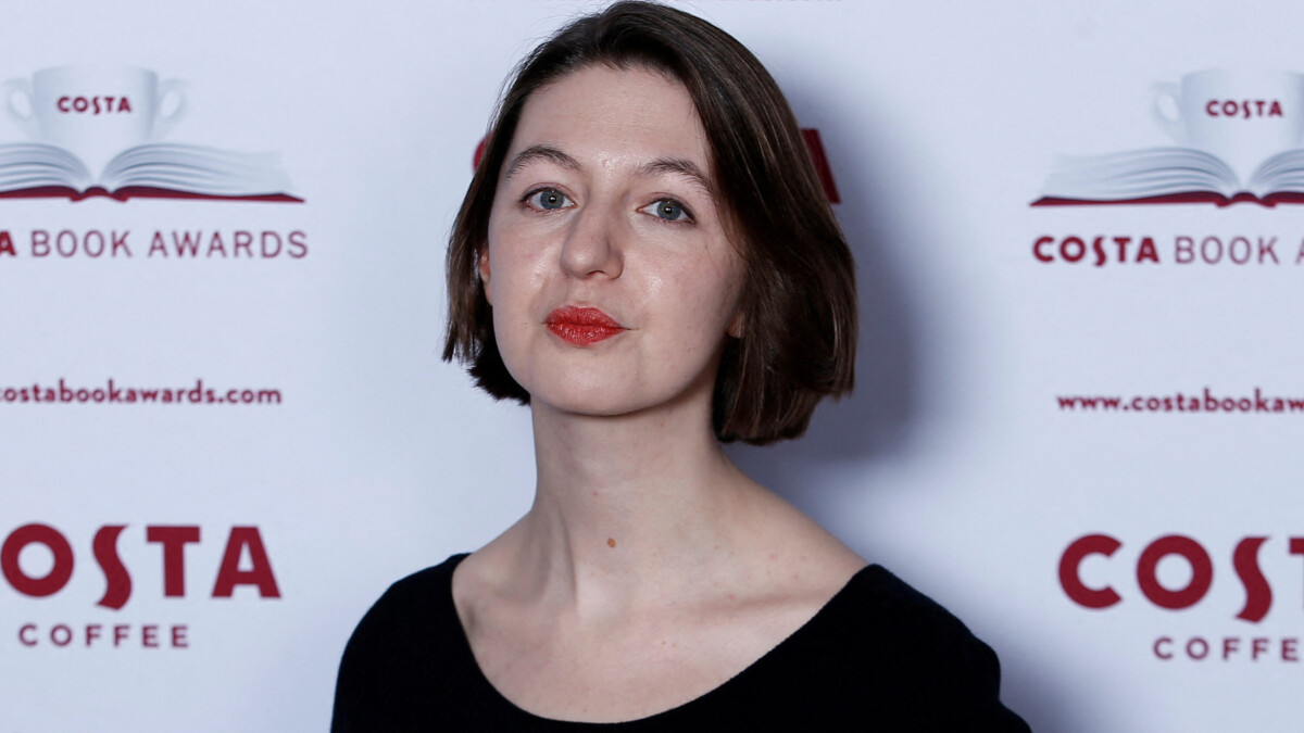 Royaume-Uni : les romans de Sally Rooney retirés de la vente après son soutien à Palestine Action Royaume-Uni : les romans de Sally Rooney retirés de la vente après son soutien à Palestine Action