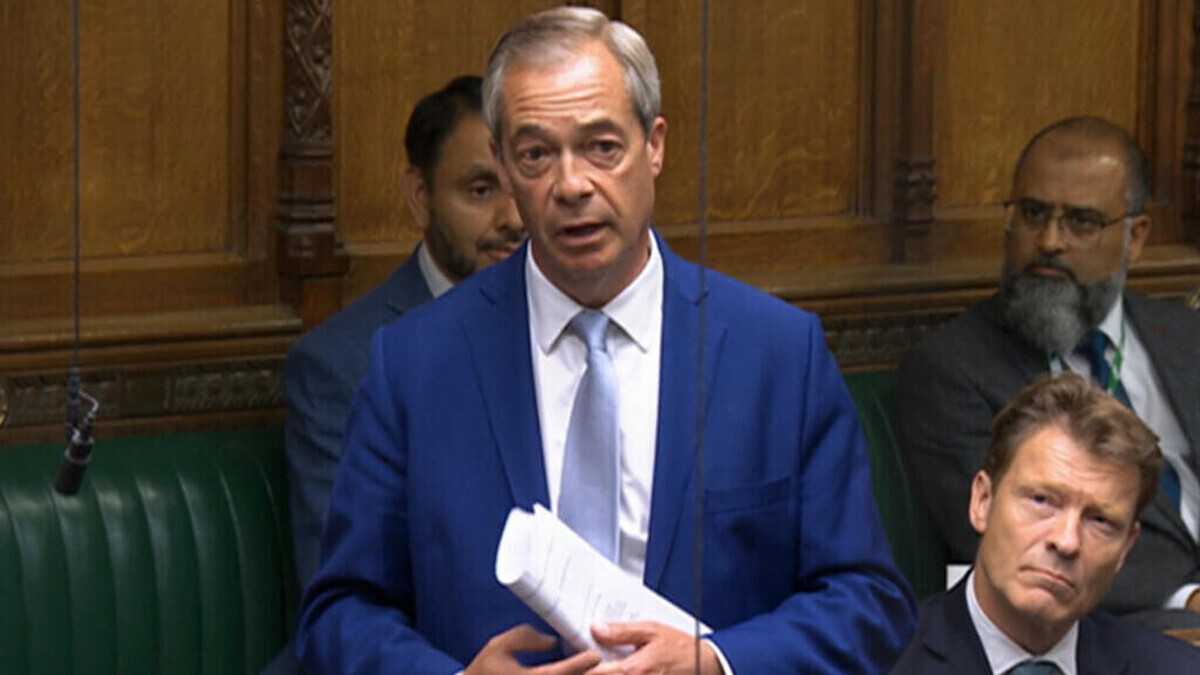 Royaume-Uni : un homme inculpé pour préparation d’actes terroristes visant notamment Nigel Farage