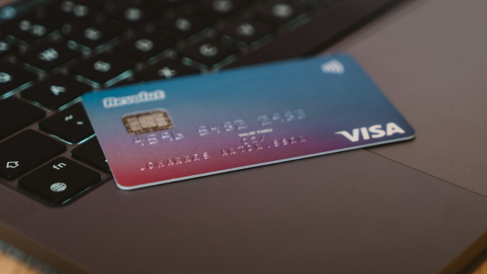 Arnaques en ligne : la justice européenne oblige les banques à rembourser leurs clients, même négligents