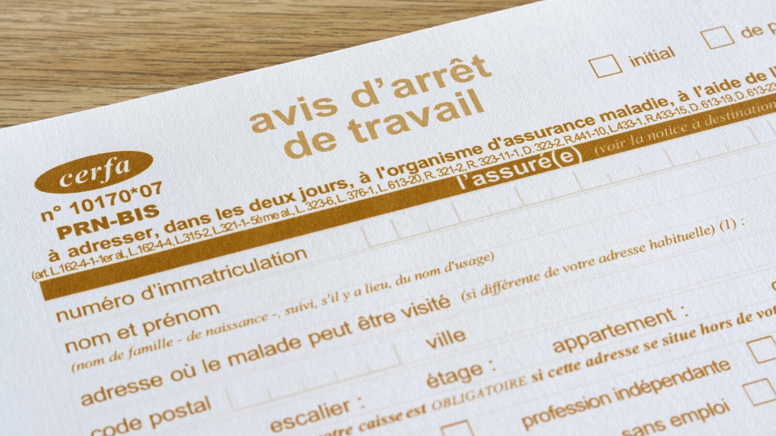 Arrêts maladie : le gouvernement veut moins protéger les arrêts courts pour économiser un milliard d'euros