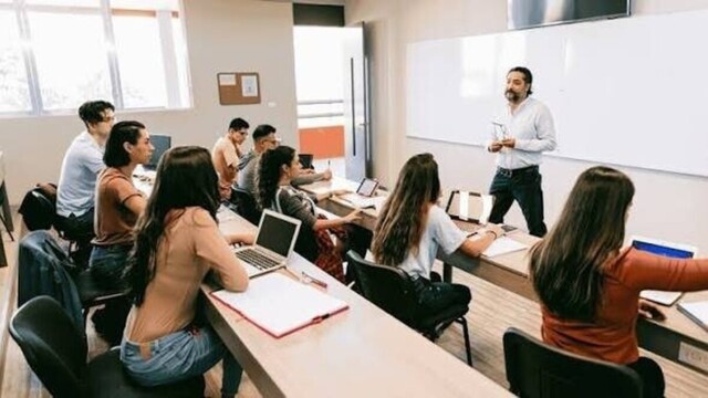 Budget 2027 : face à la crise des lycées, le gouvernement retire déjà les frais d’inscription en BTS et prépas Budget 2027 : face à la crise des lycées, le gouvernement retire déjà les frais d’inscription en BTS et prépas