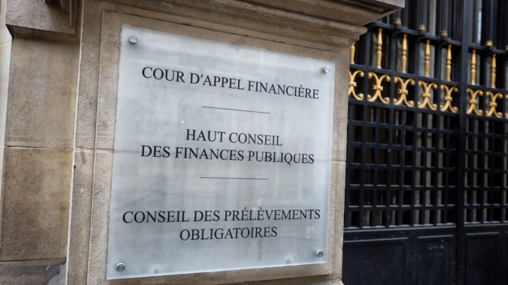 Budget 2027 : le Haut Conseil juge « très peu vraisemblable » le retour sous 3 % de déficit en 2029