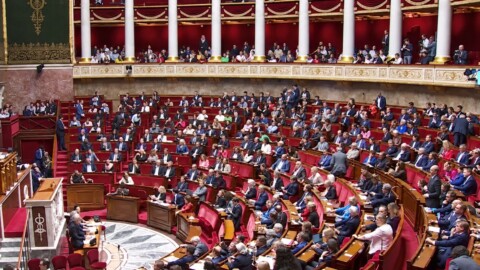 Violences sexuelles et intrafamiliales: l’Assemblée nationale adopte deux lois à l’unanimité, mais 67 députés s’abstiennent