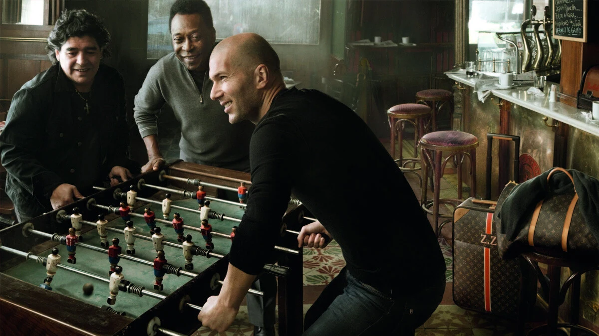 ENQUÊTE ENTREVUE – Zinédine Zidane, la star qui a vendu les grandes marques aux Français: comment Leader Price lui a ou