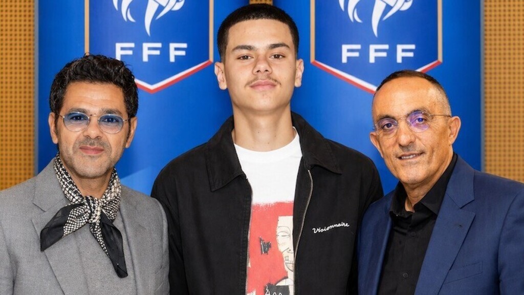 Bleus, le scandale continue: Mohamed Sanhadji aurait obtenu un stage à Clairefontaine pour le fils de Jamel Debbouze en échange d'une invitation au Maroc