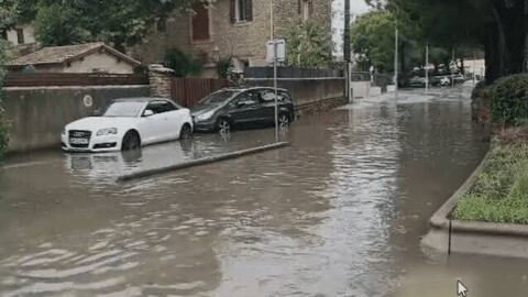 Inondations près de Marseille : des torrents de boue déferlent sur Sausset-les-Pins après de violents orages