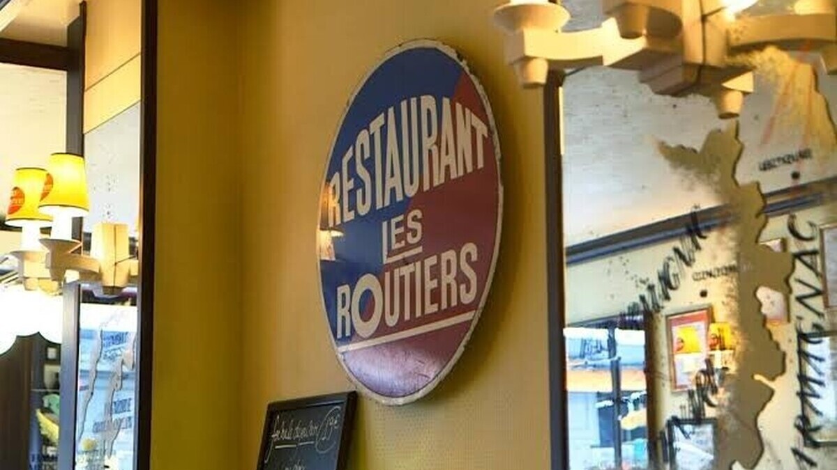 Restaurants routiers : ces tables populaires qui disparaissent peu à peu des routes françaises Restaurants routiers : ces tables populaires qui disparaissent peu à peu des routes françaises