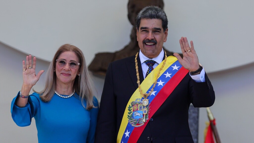 Maduro et son épouse inculpés de complot en vue de torturer des citoyens américains