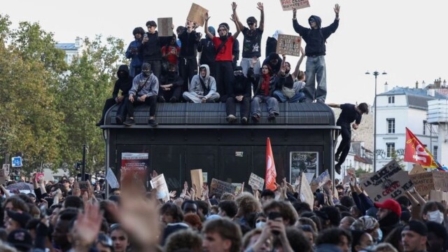 Manifestations du 17 octobre : Macron appelle au calme, Lecornu dénonce des violences « d'une extrême intensité », au moins 272 interpellations