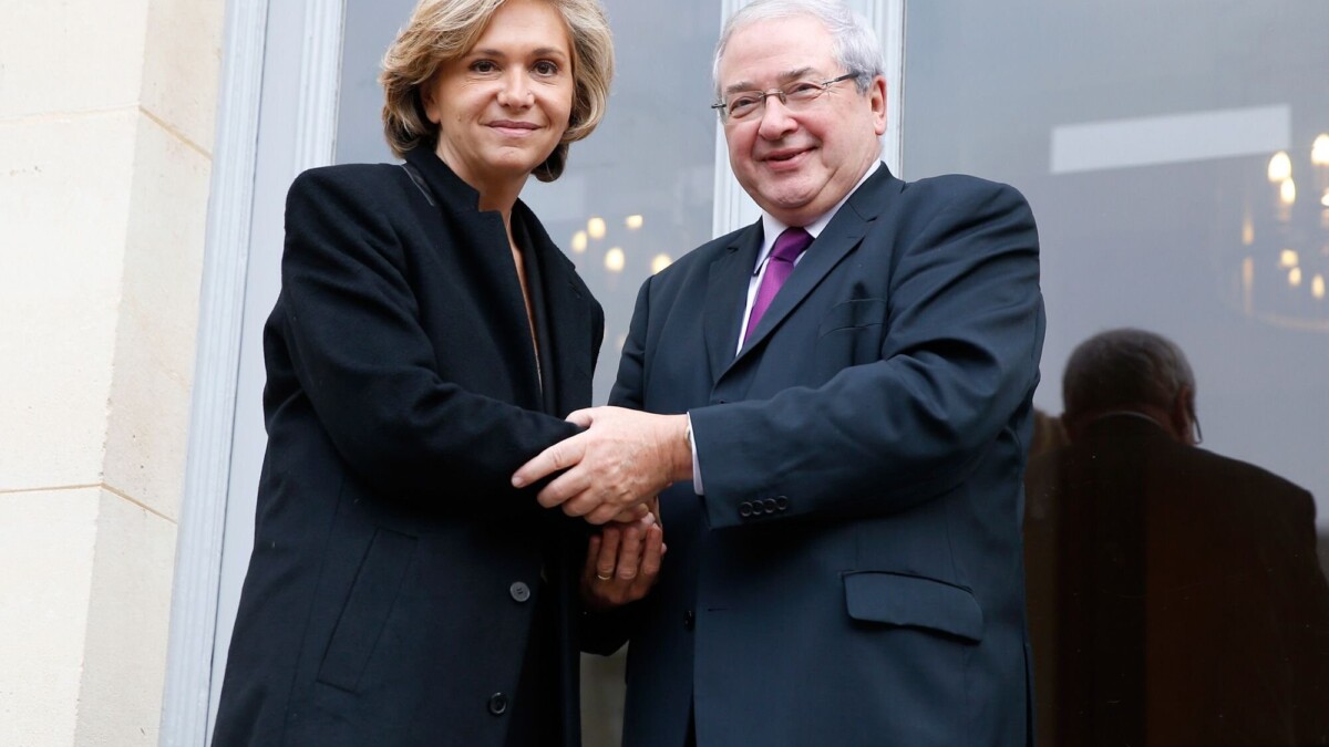 Mort de Jean-Paul Huchon : Valérie Pécresse rend hommage à son ancien adversaire socialiste devenu un ami Mort de Jean-Paul Huchon : Valérie Pécresse rend hommage à son ancien adversaire socialiste devenu un ami