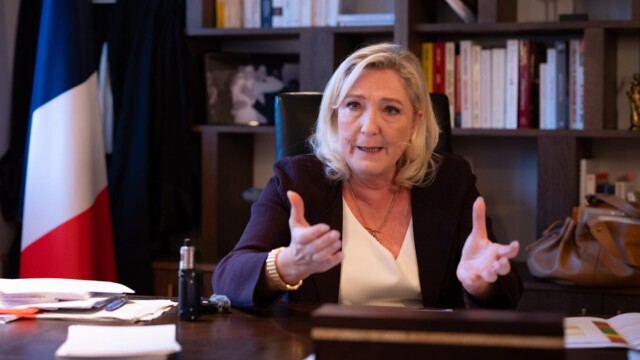 « Nous n'avons plus les moyens » : Marine Le Pen annonce la fin de l'aide financière française à l'Ukraine si elle est élue présidente