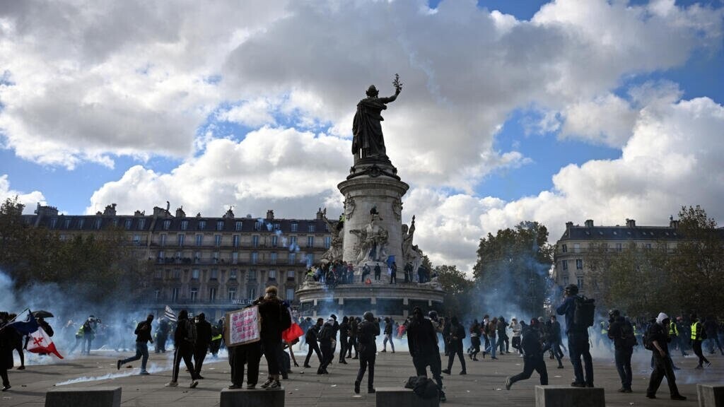 Paris : 163 interpellations, le calme revient place de la République