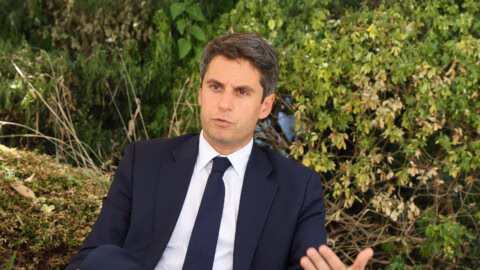 Présidentielle 2027 : Attal veut une coalition allant de l’électorat Glucksmann à la droite républicaine