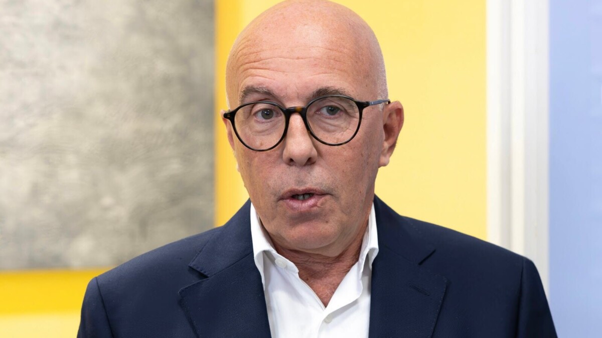 Présidentielle 2027 : Éric Ciotti somme Retailleau et Lisnard de s'effacer derrière Marine Le Pen Présidentielle 2027 : Éric Ciotti somme Retailleau et Lisnard de s'effacer derrière Marine Le Pen