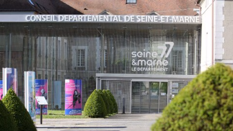Régions et Départements : Jean-Luc Moudenc veut les fusionner, Carole Delga et les socialistes contre-attaquent