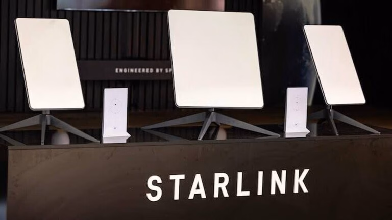 Starlink bridé en Ukraine : Kiev dénonce une restriction qui a perturbé des opérations militaires