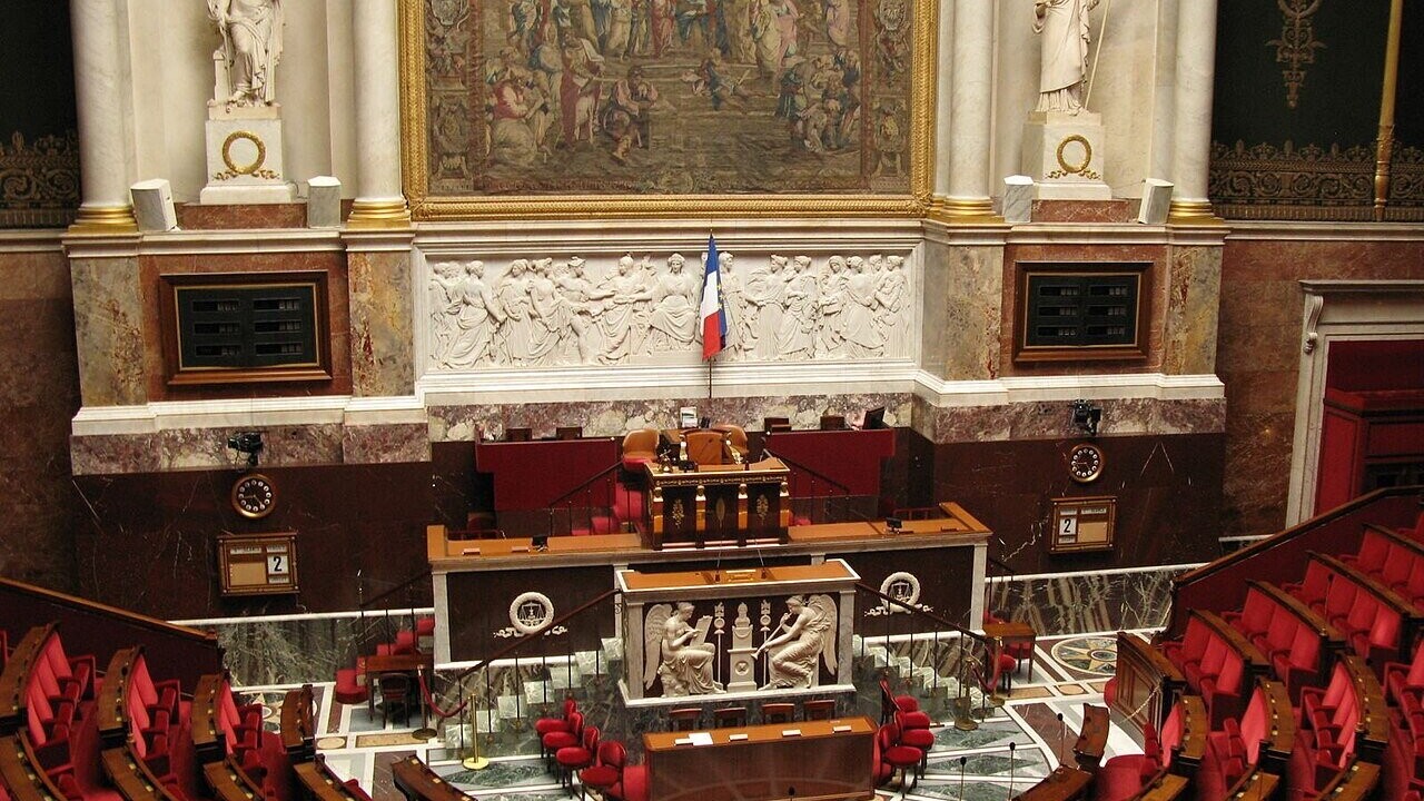 « Taxer les malades, c'est une honte » : le gouvernement désavoué à l'Assemblée sur son budget