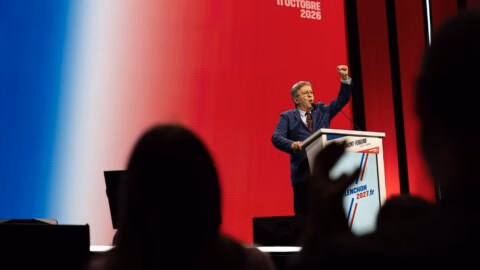 Ukraine, Arabie saoudite, Trump : Mélenchon défend le non-alignement et défie la diplomatie française